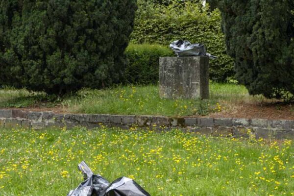 Michael_Wittassek_Fragmente möglicher Skulpturen_Vorgebirgsparkskulptur_02